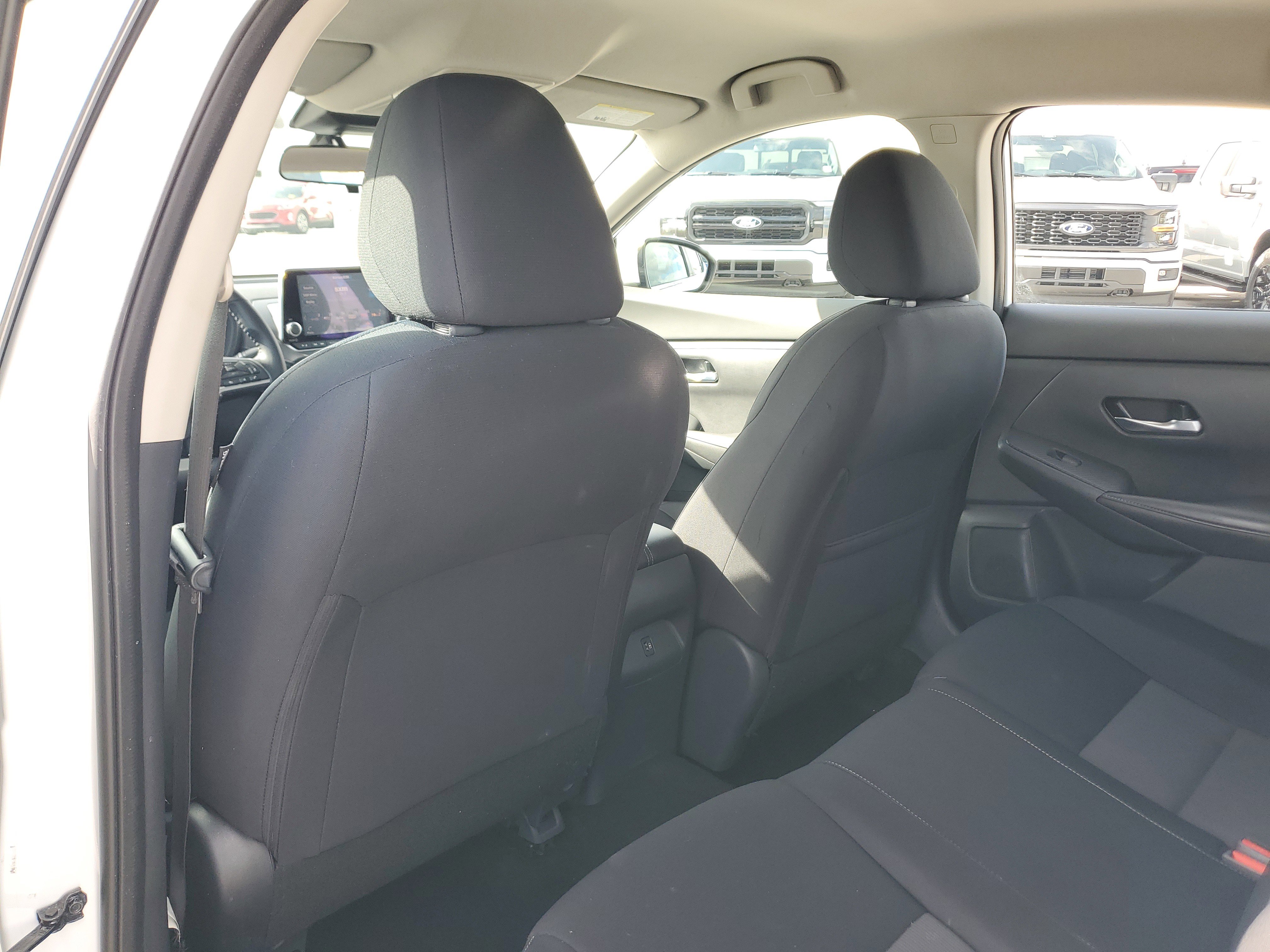 Used 2021 Nissan Sentra SV w/ Trunk Package FWD image 18