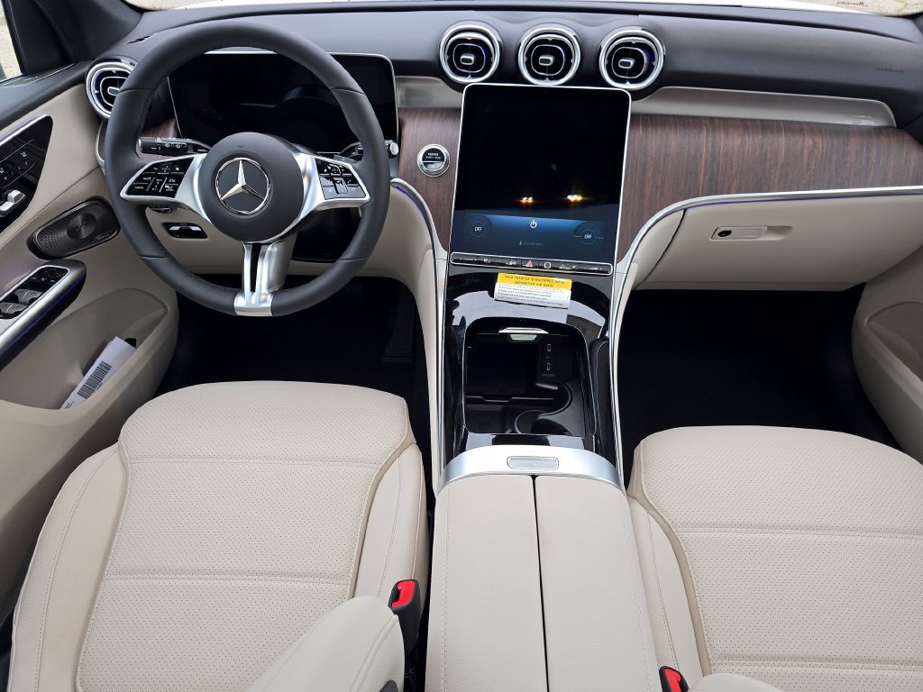 New 2027 Mercedes-Benz GLC 300 4MATIC image 23