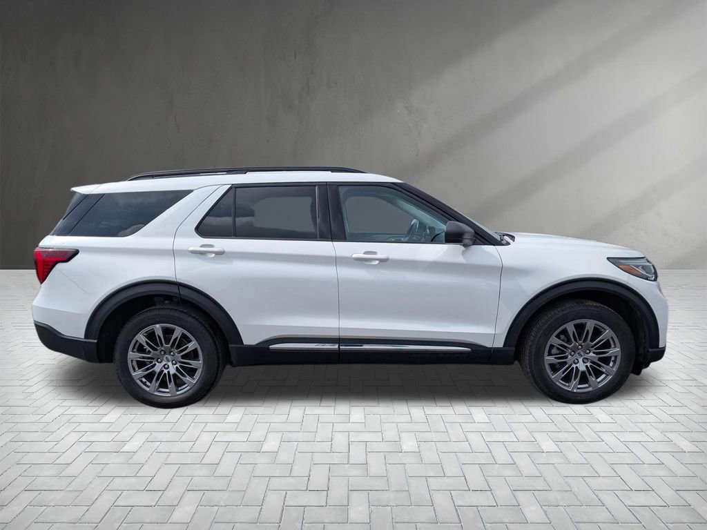 New 2025 Ford Explorer Active w/ Active Comfort Package AWD/4WD image 11