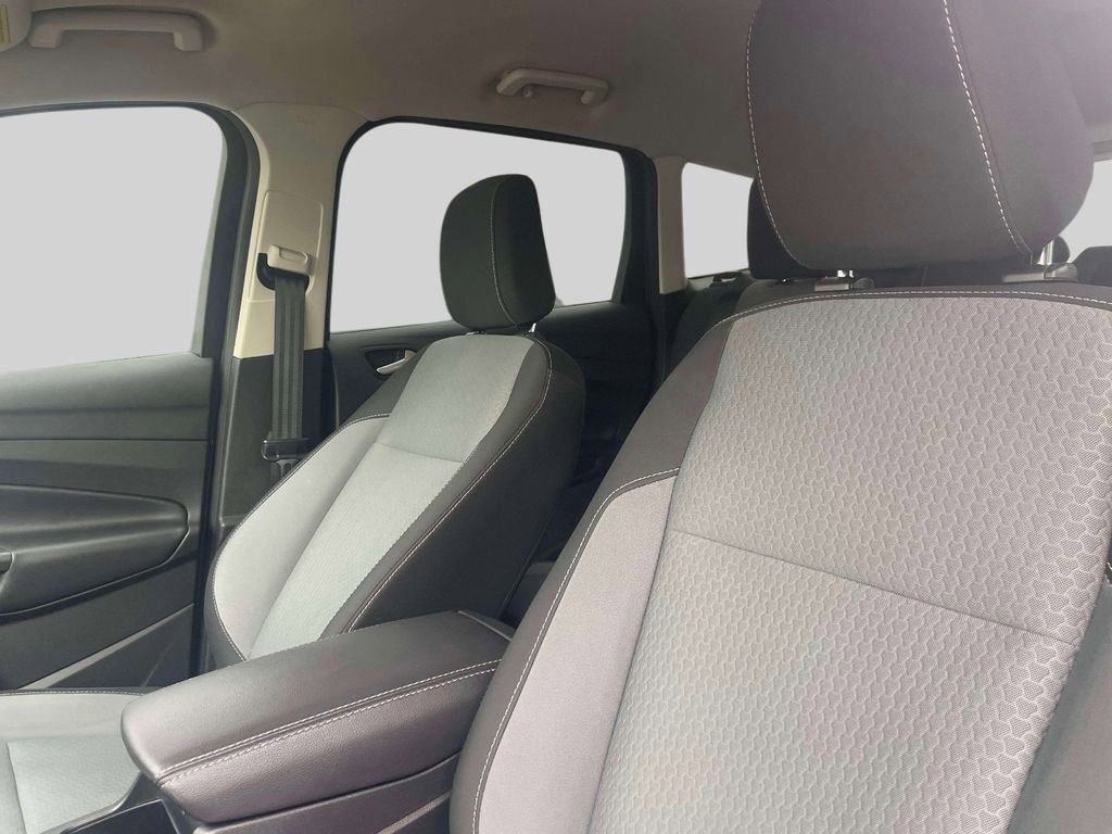 Used 2019 Ford Escape SE image 19
