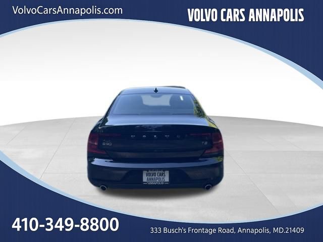 Used 2017 Volvo S90 T5 Momentum w/ Protection Package FWD image 6