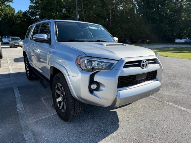 Used 2022 Toyota 4Runner TRD Off-Road Premium w/ Moonroof Package AWD/4WD image 2