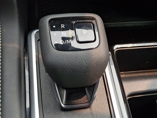 Used 2025 Nissan Pathfinder SL AWD/4WD image 14