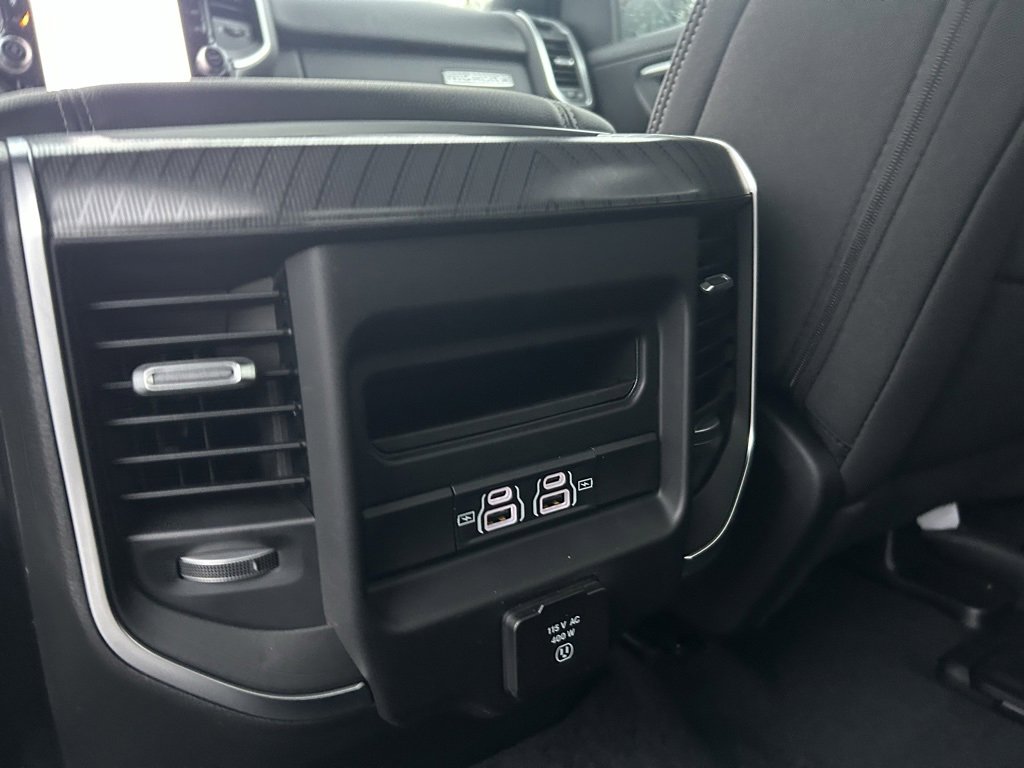 New 2026 RAM 1500 4x4 Crew Cab image 27