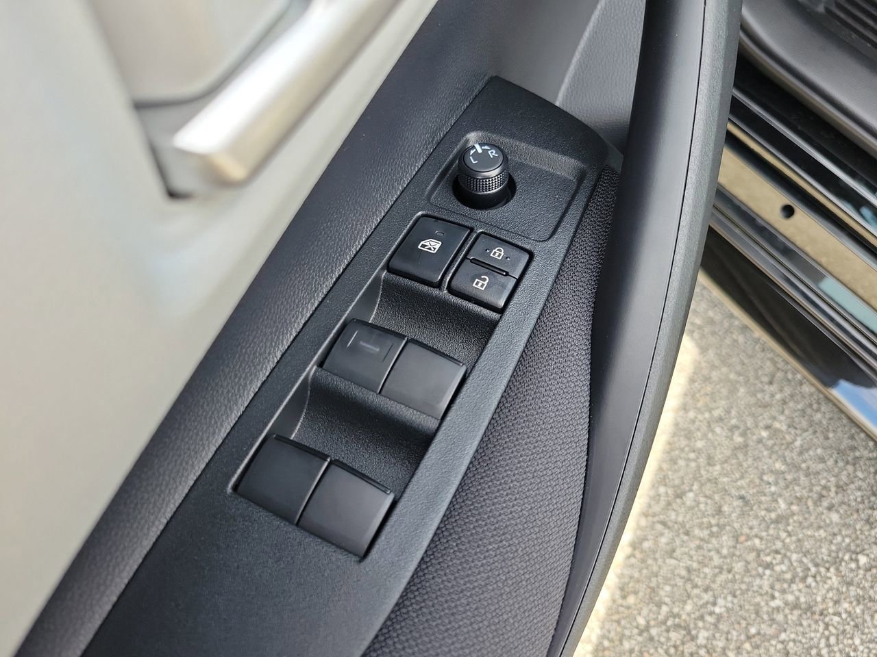 New 2026 Toyota Corolla SE image 14