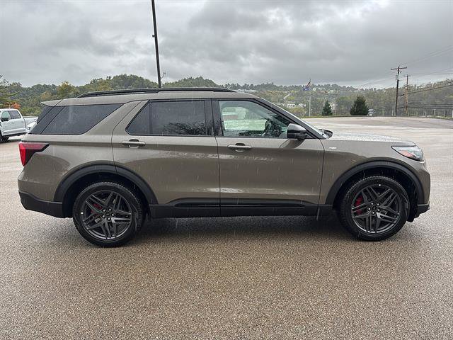 New 2027 Ford Explorer ST-Line w/ Premium Package AWD/4WD image 5