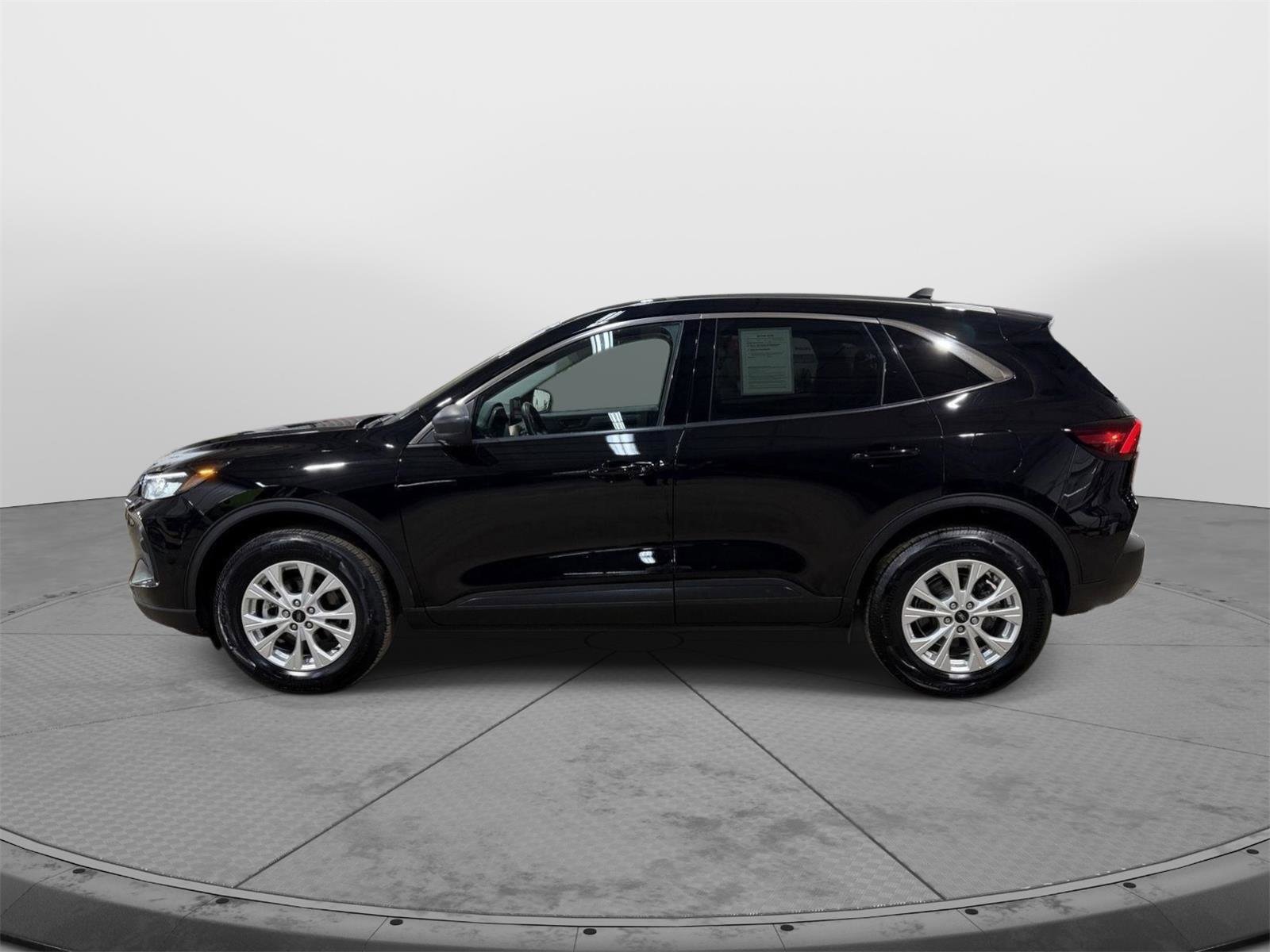 Used 2024 Ford Escape Active image 6