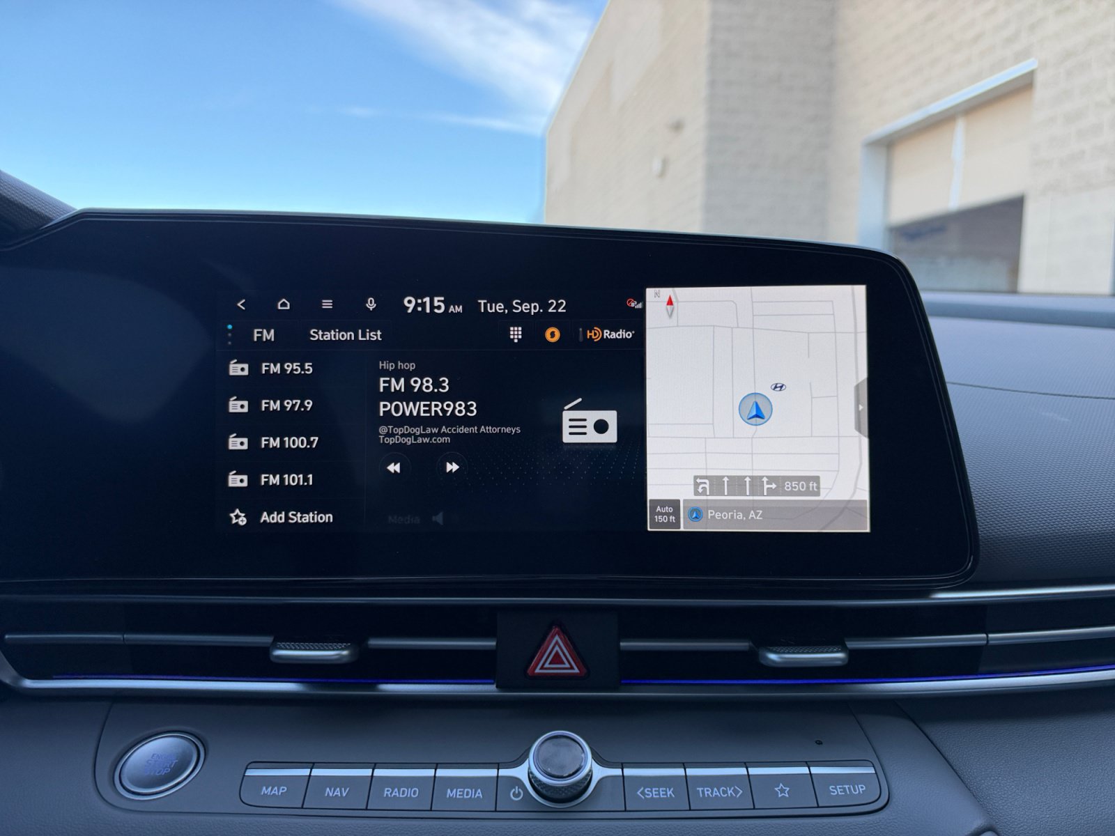 Certified 2025 Hyundai Elantra SEL FWD image 11
