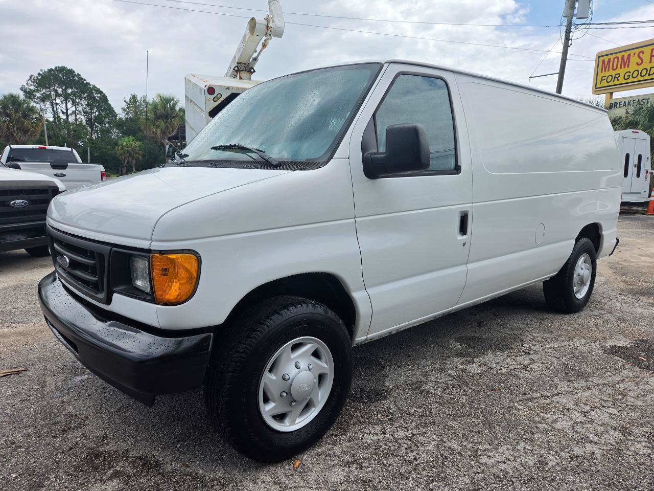 Used 2007 Ford E-150 and Econoline 150 RWD image 4