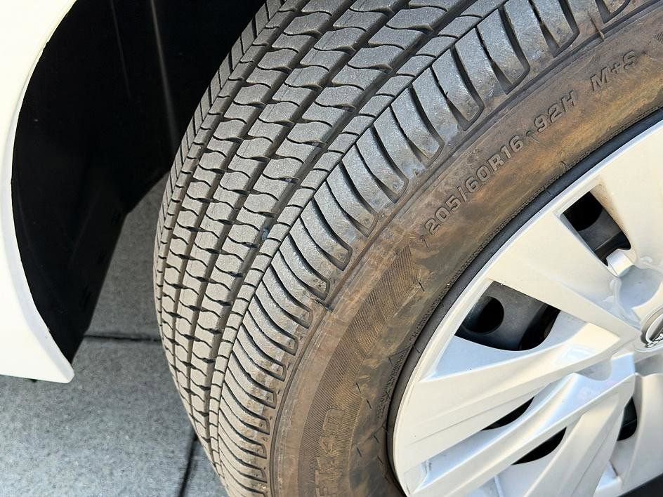 Used 2024 Nissan Sentra S w/ Lighting Package image 18