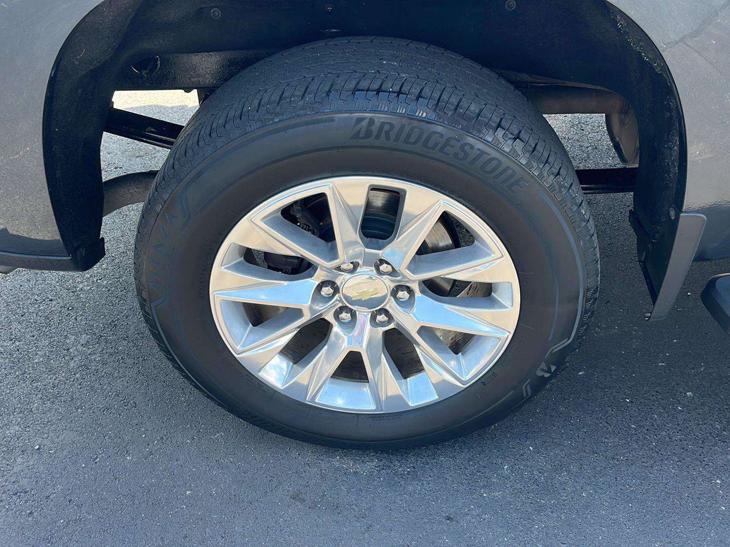 Used 2019 Chevrolet Silverado 1500 LTZ w/ LTZ Plus Package AWD/4WD image 33