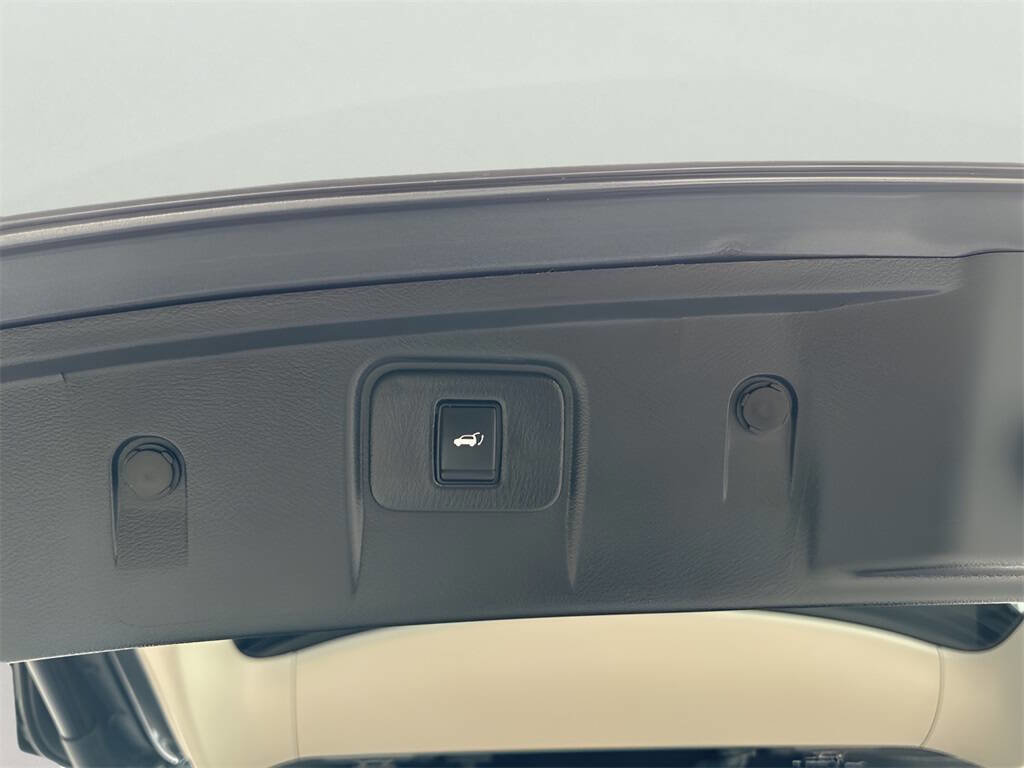 Used 2024 Nissan Murano SL image 40