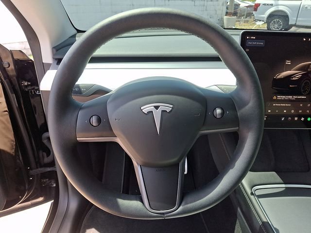 Used 2025 Tesla Model Y Performance AWD/4WD image 12