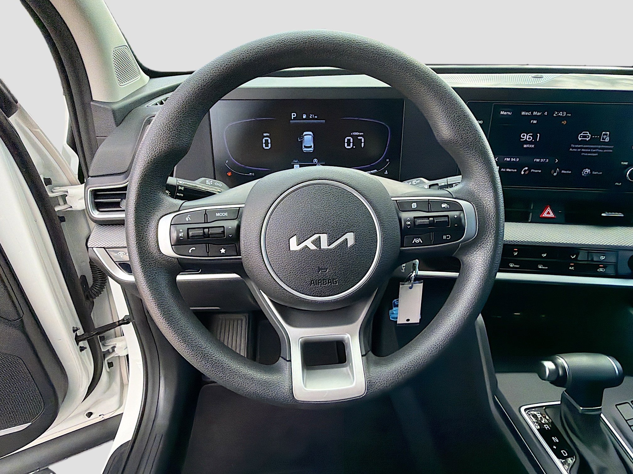 Used 2024 Kia Sportage LX image 35