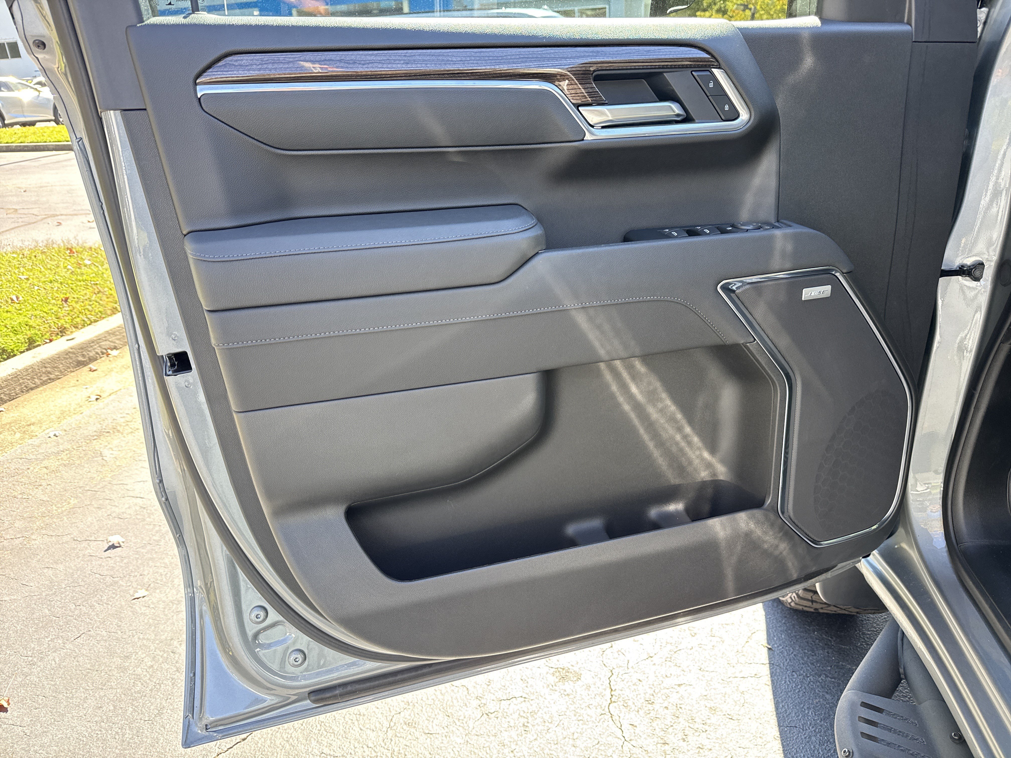 New 2026 Chevrolet Silverado 1500 LT Trail Boss w/ Convenience Package II AWD/4WD image 10