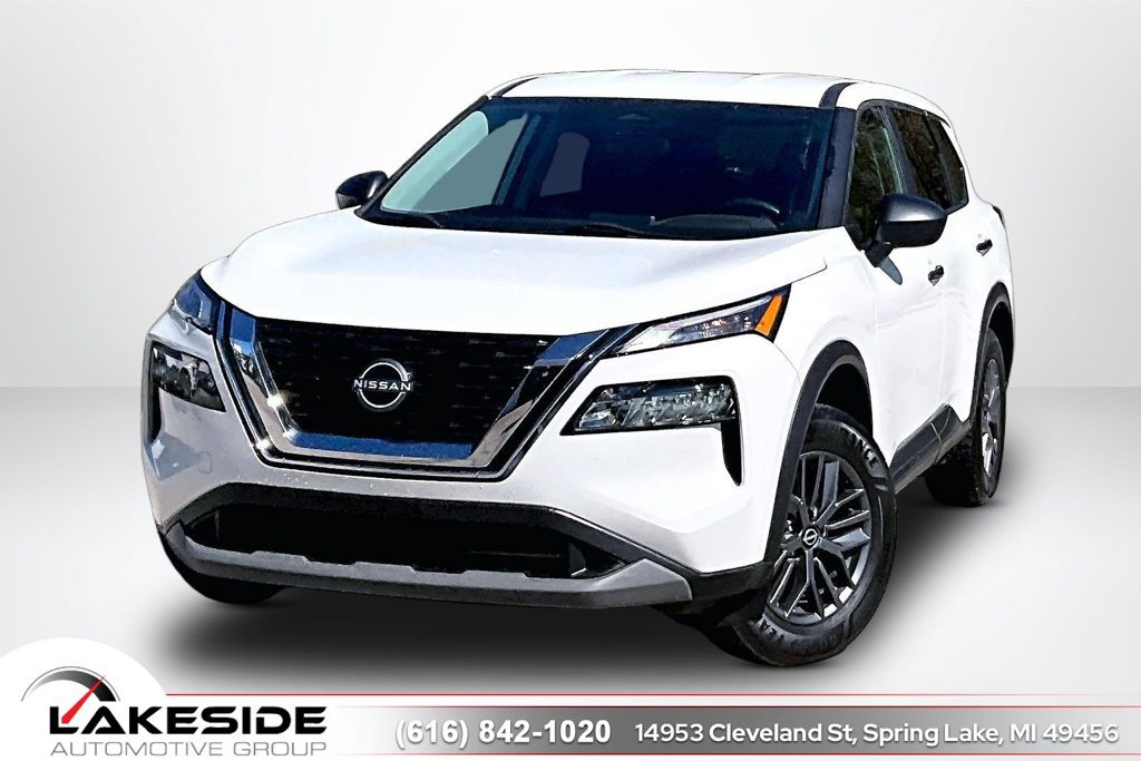 Used 2023 Nissan Rogue S FWD image 1