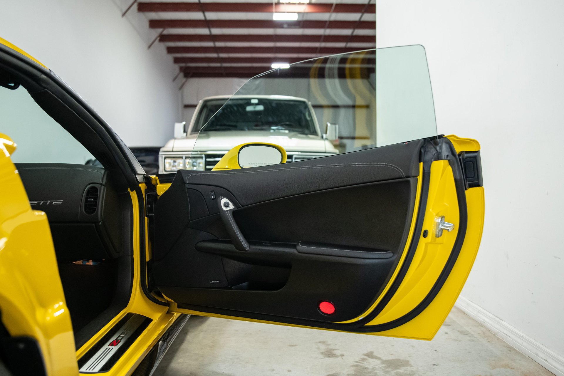 Used 2011 Chevrolet Corvette Z06 w/ Z07 Performance Package RWD image 30