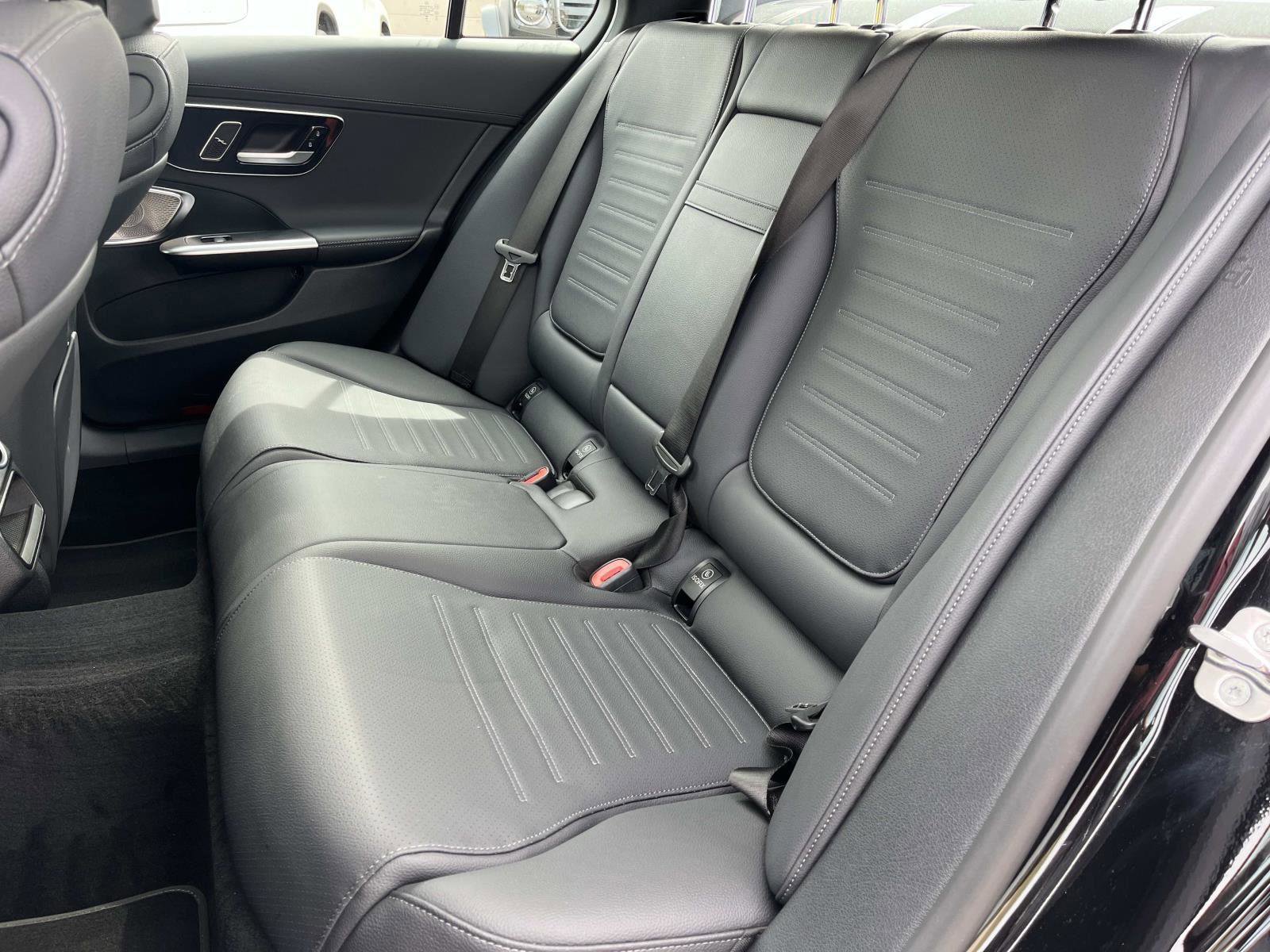 Certified 2024 Mercedes-Benz C 300 4MATIC Sedan image 17