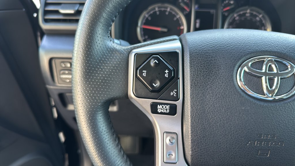 Used 2022 Toyota 4Runner TRD Sport AWD/4WD image 18