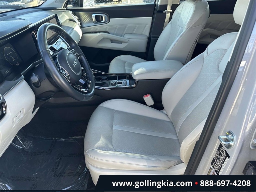 Certified 2023 Kia Sorento SX image 17