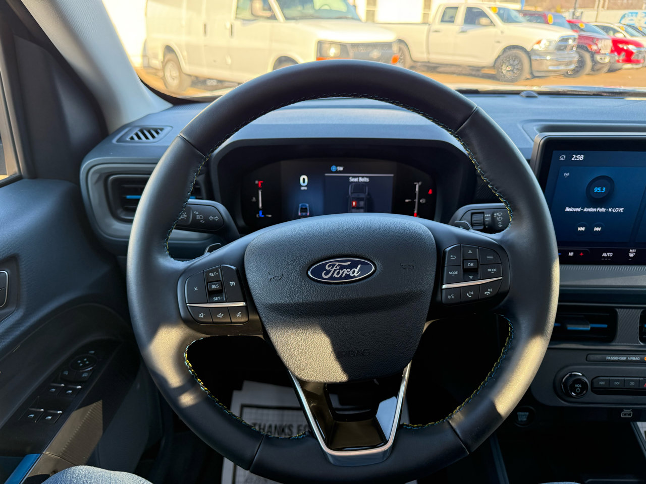 Used 2025 Ford Maverick Lobo image 14