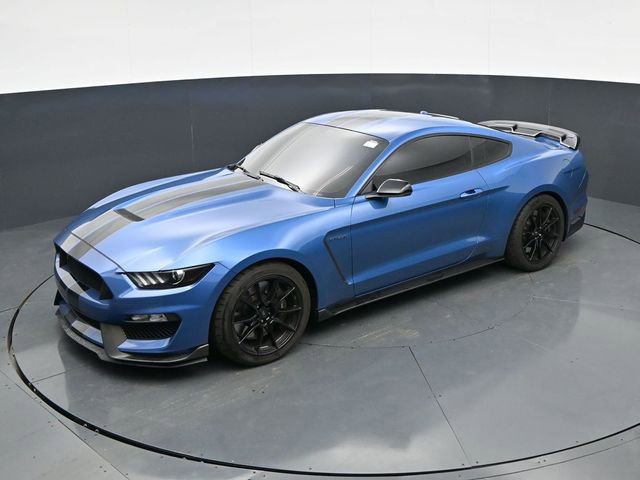 Used 2019 Ford Mustang Shelby GT350 w/ Technology Package RWD image 18