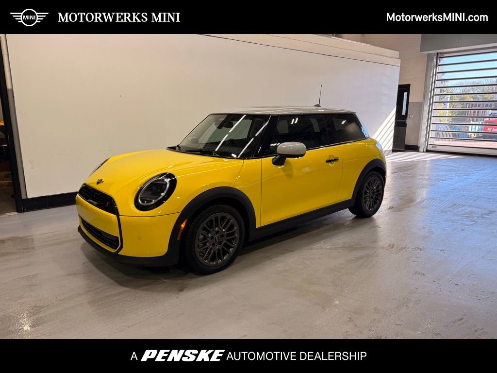 Used 2025 MINI Cooper S image 1