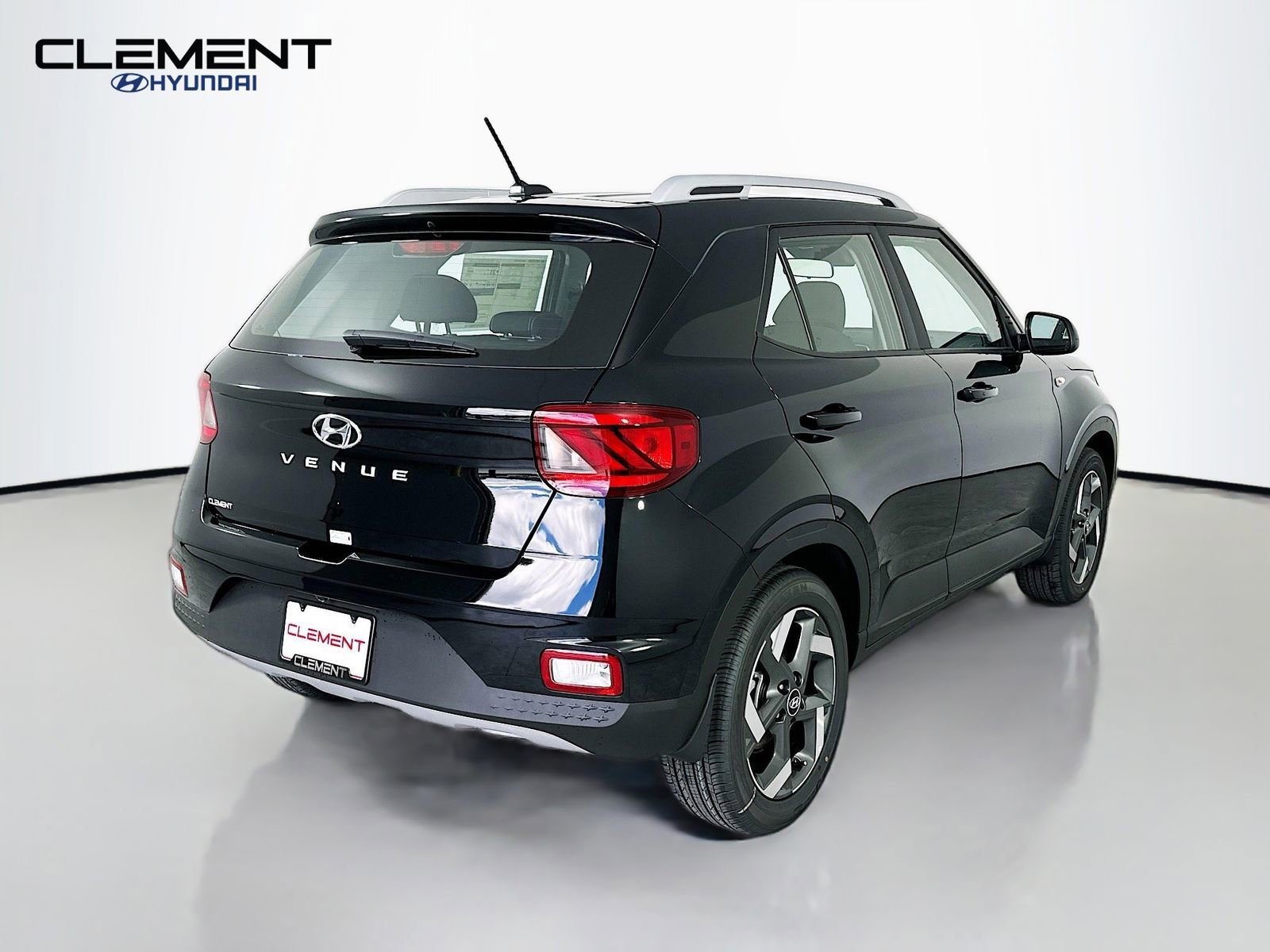 New 2026 Hyundai Venue SEL FWD image 6