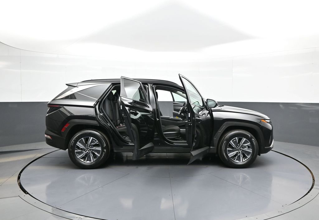 Used 2023 Hyundai Tucson Blue AWD/4WD image 41
