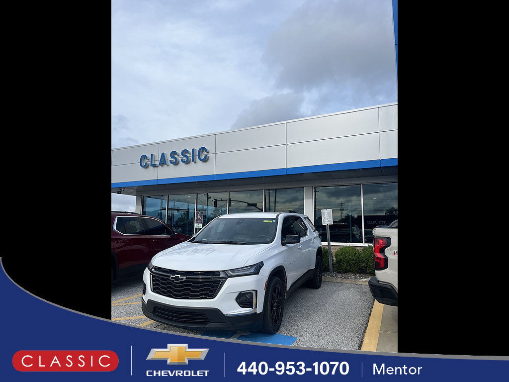 Used 2022 Chevrolet Traverse LS w/ LPO, Black Accent Package