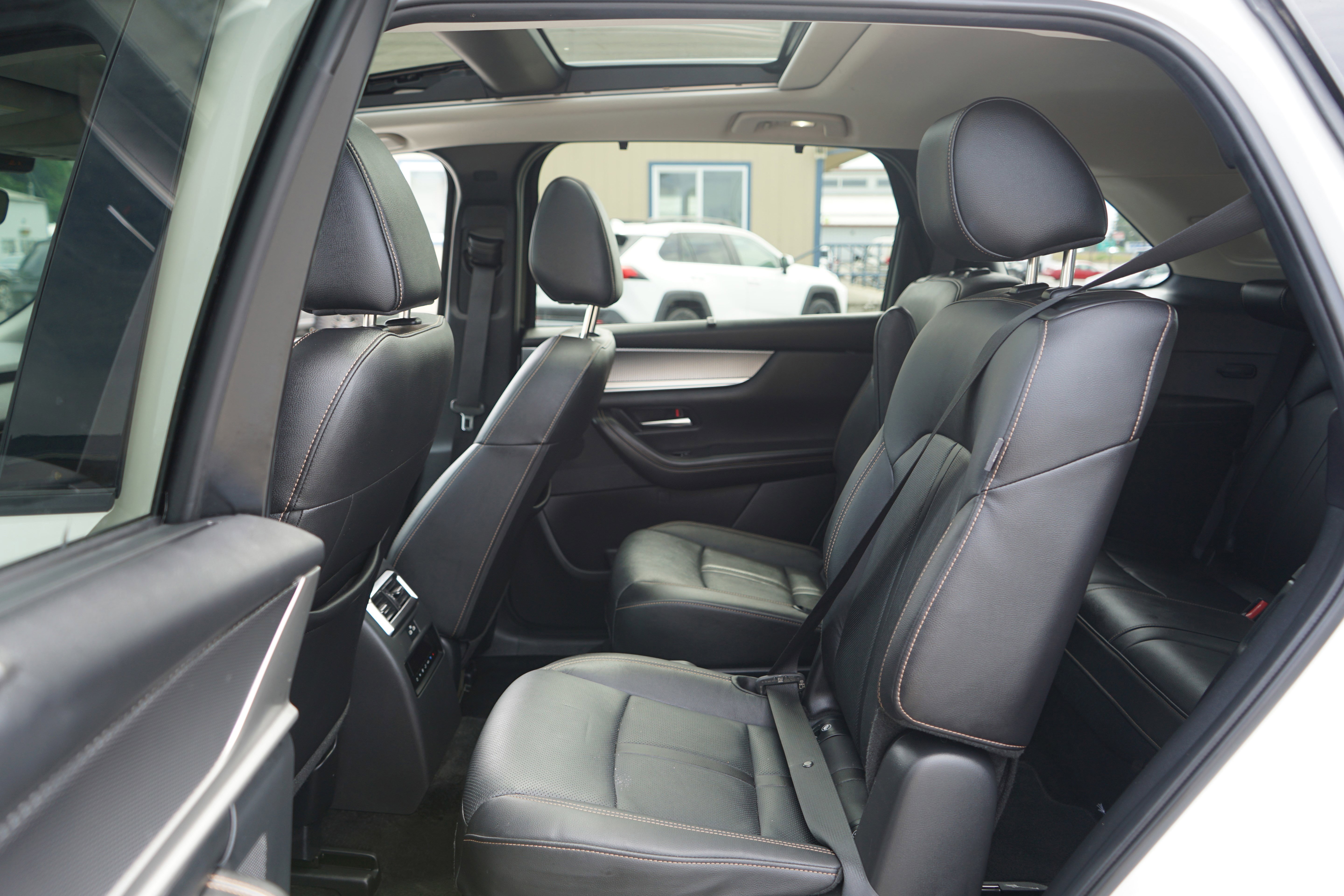 Used 2024 MAZDA CX-90 3.3 Turbo w/ Premium Package AWD/4WD image 27