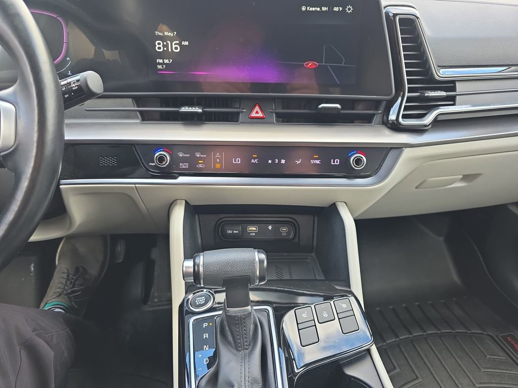 Used 2023 Kia Sportage EX AWD/4WD image 17