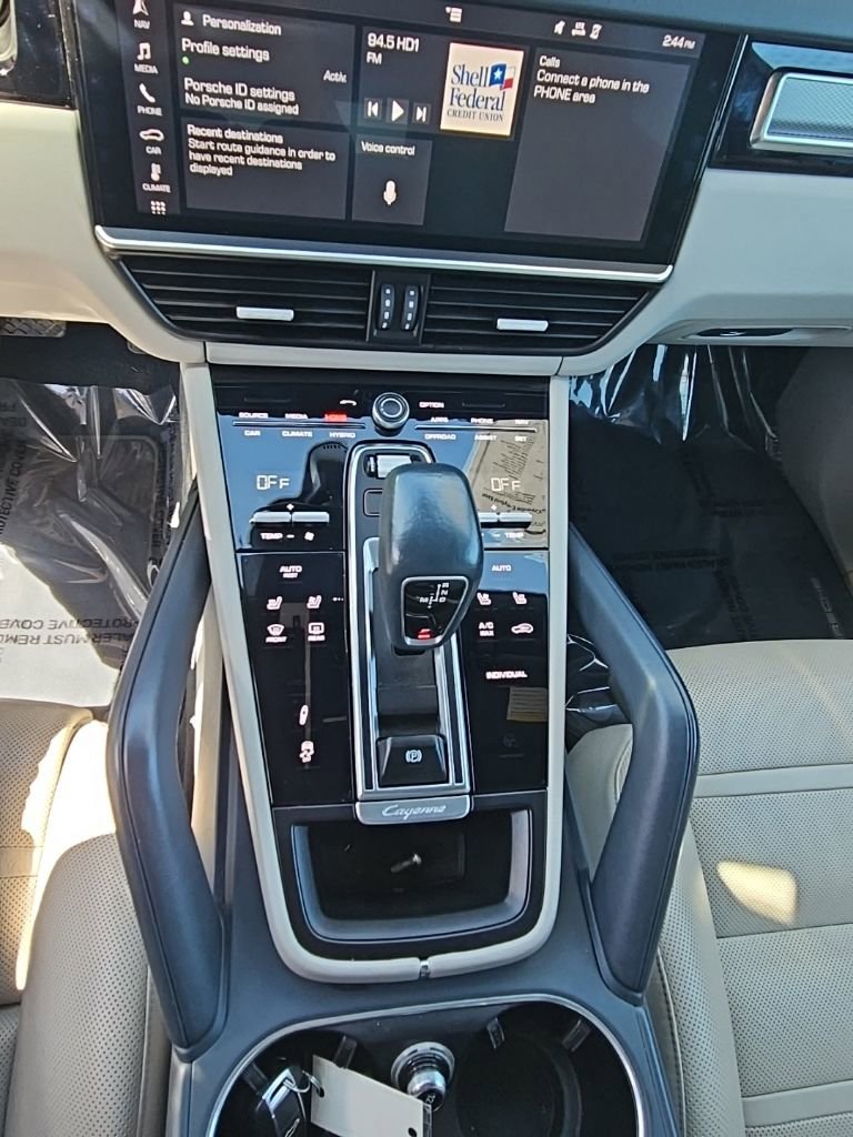 Used 2019 Porsche Cayenne E-Hybrid image 18