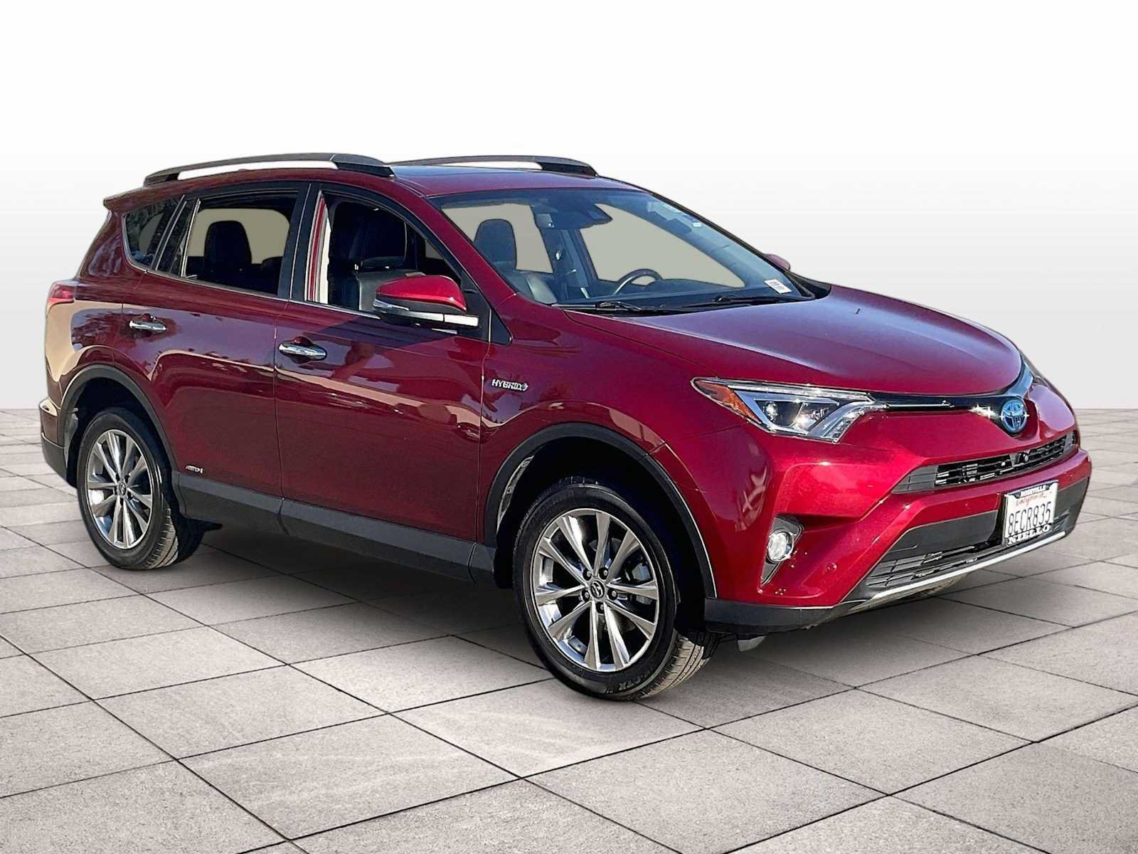 Used 2018 Toyota RAV4 Limited w/ Advanced Technology Package AWD/4WD image 2