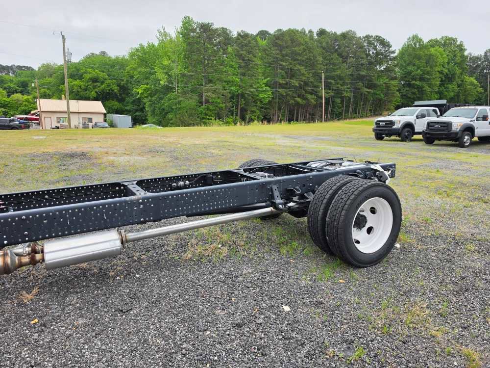 New 2025 Chevrolet Low Cab Forward RWD image 29