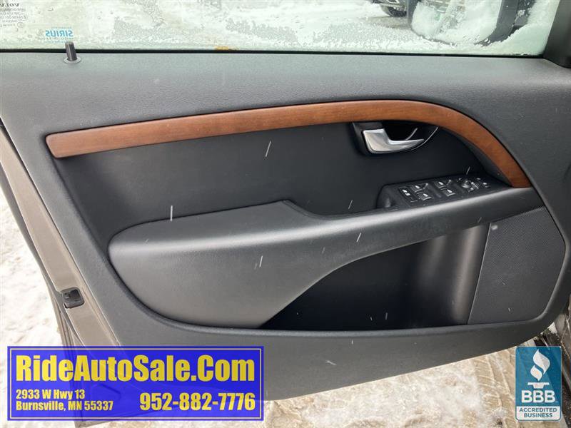 Used 2011 Volvo XC70 3.2 image 9