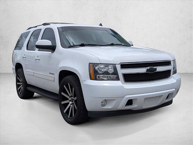 Used 2013 Chevrolet Tahoe LT RWD image 2