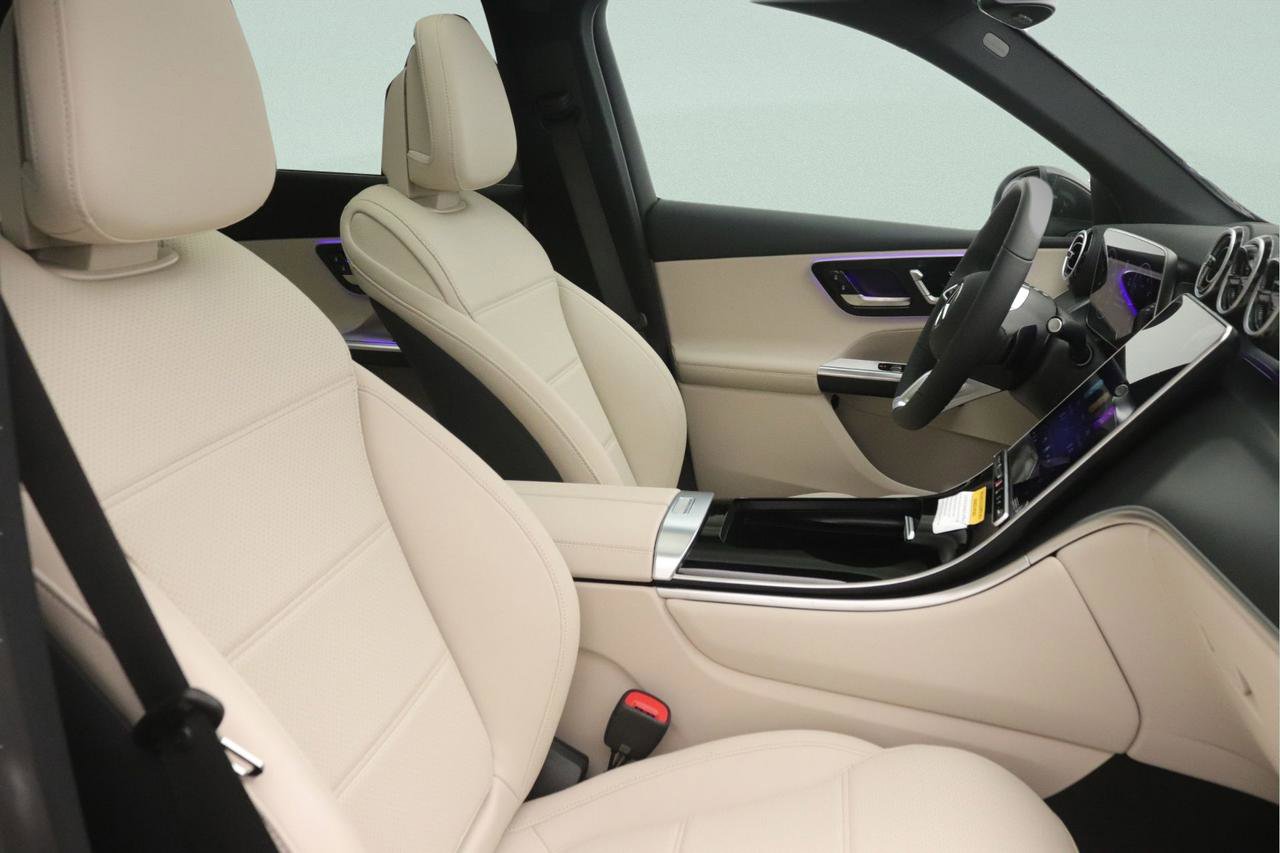 New 2026 Mercedes-Benz GLC 300 image 7