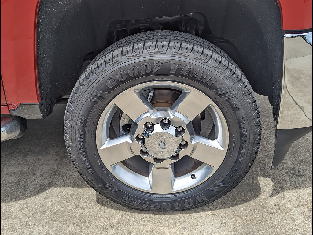 Used 2016 Chevrolet Silverado 2500 LTZ w/ Duramax Plus Package AWD/4WD image 18
