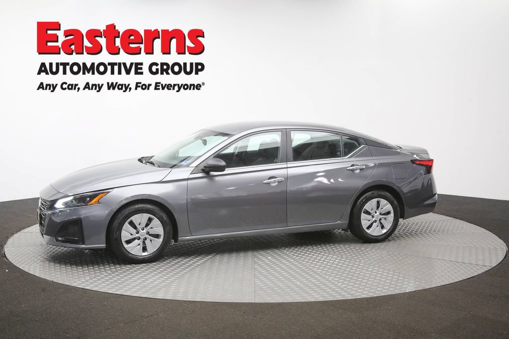 Used 2024 Nissan Altima 2.5 S FWD image 53