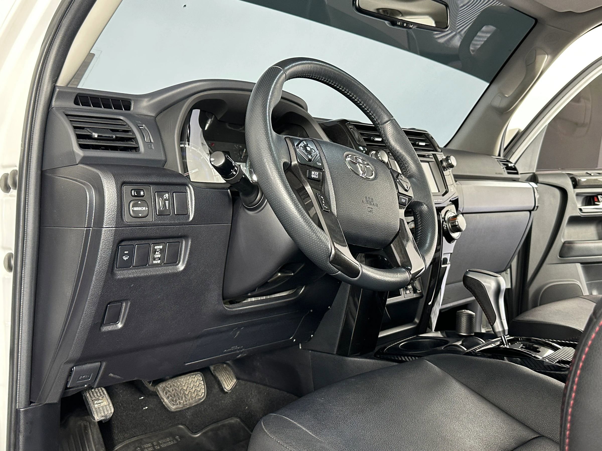Used 2019 Toyota 4Runner TRD Off-Road Premium image 33
