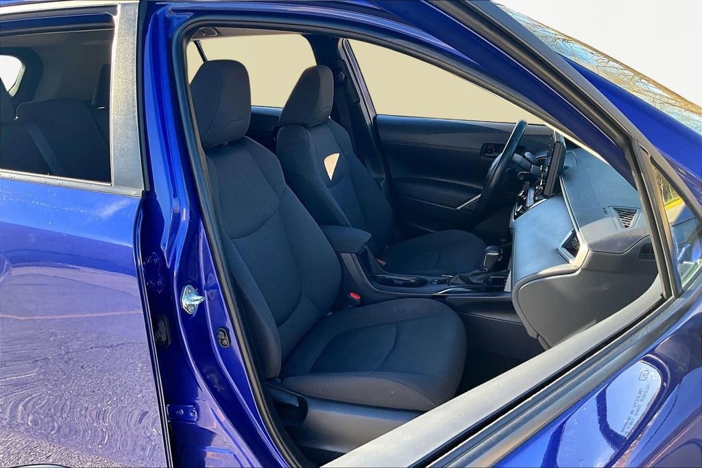 Used 2022 Toyota Corolla Cross LE FWD image 6