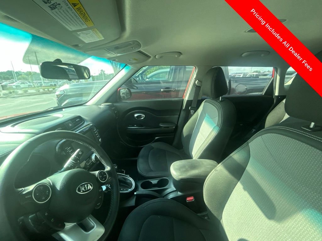 Used 2017 Kia Soul + w/ Audio Package FWD image 9