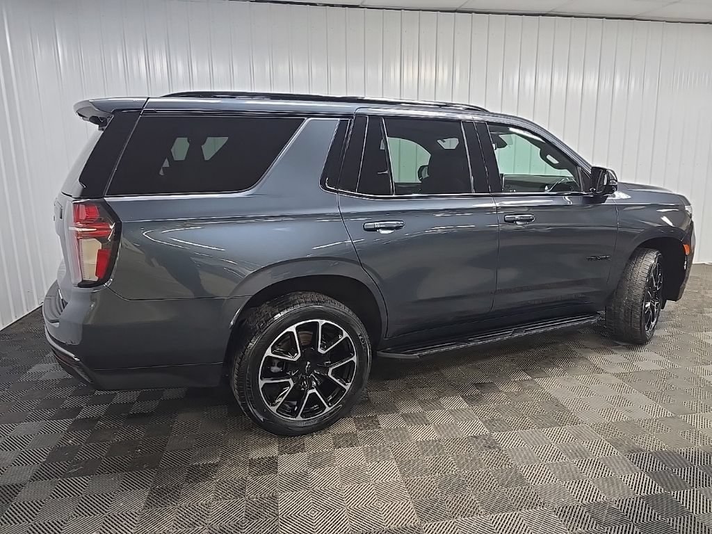 Used 2021 Chevrolet Tahoe RST w/ Luxury Package AWD/4WD image 3