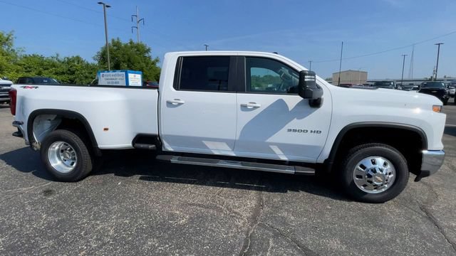 New 2026 Chevrolet Silverado 3500 LT w/ All Star Edition AWD/4WD image 3