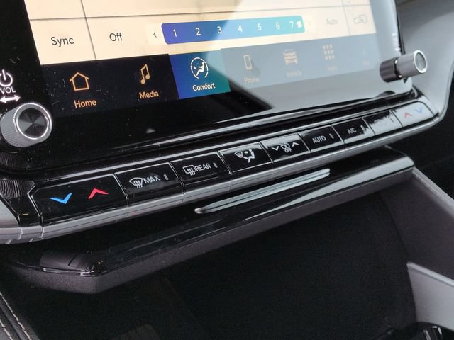 New 2026 Jeep Grand Wagoneer L Limited AWD/4WD image 22