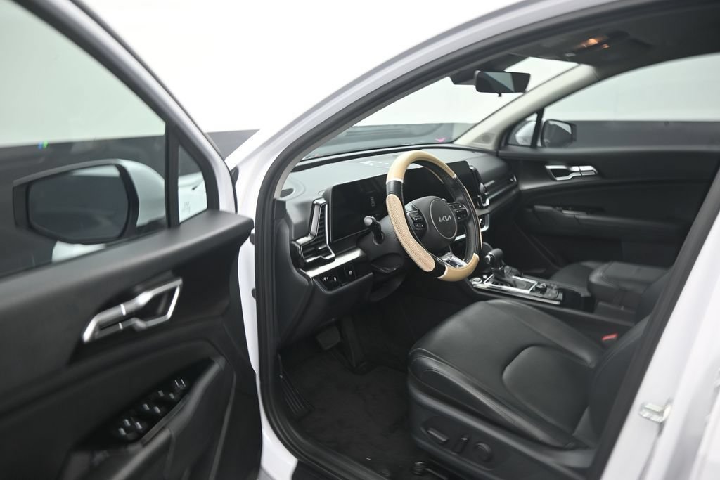 Used 2024 Kia Sportage EX FWD image 10