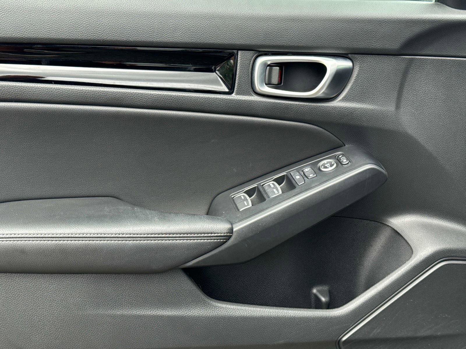 Certified 2024 Honda Civic EX-L image 16