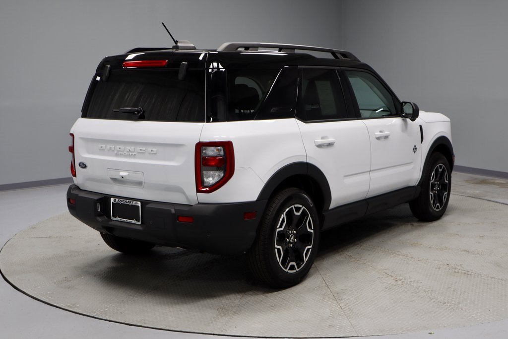 Certified 2025 Ford Bronco Sport Outer Banks w/ Outer Banks Tech Package+ image 12