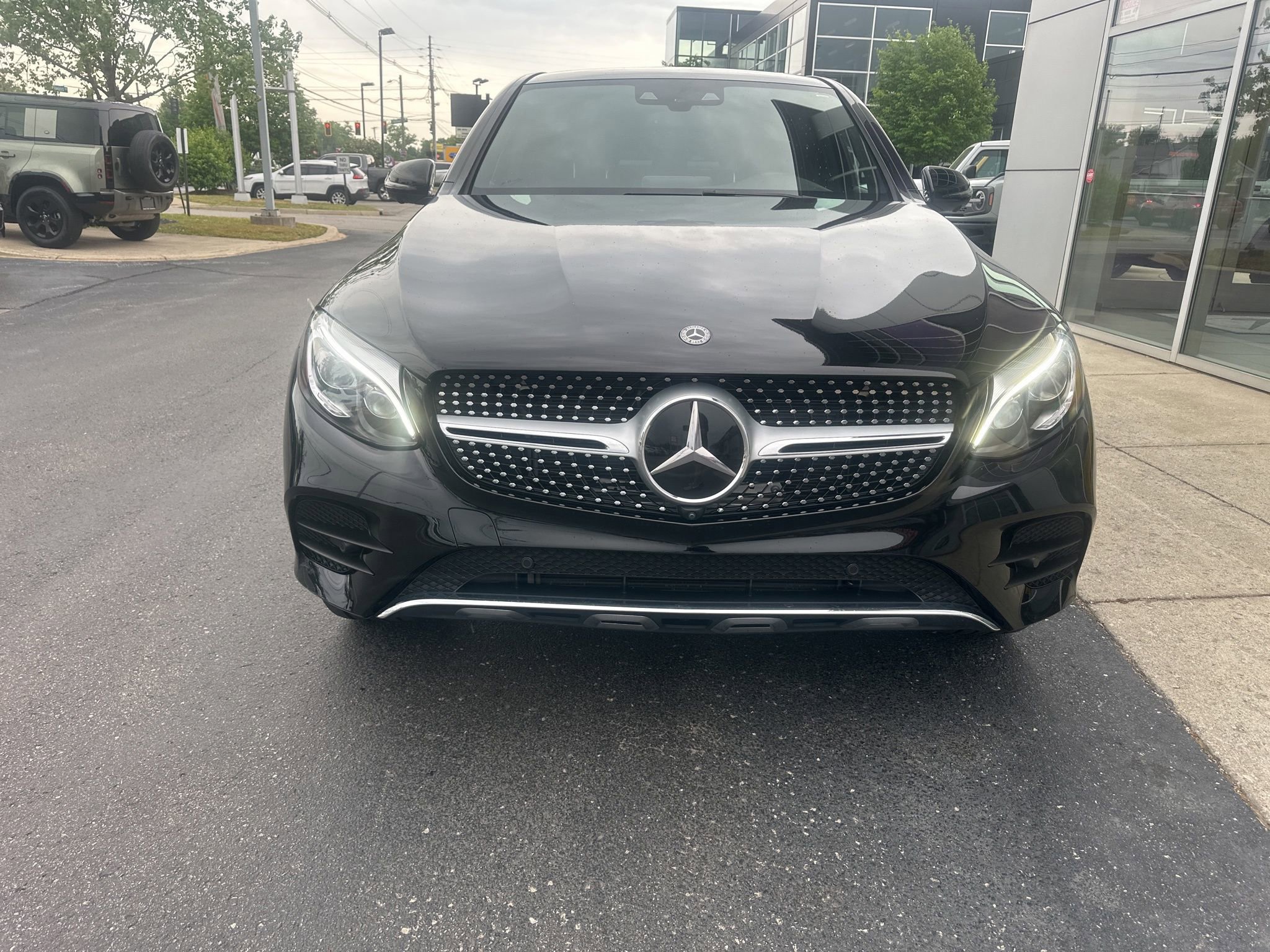 Used 2018 Mercedes-Benz GLC 300 4MATIC Coupe image 10